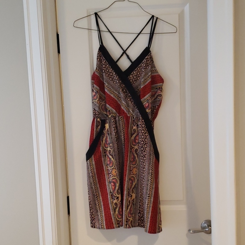 Cross back patterned sundress